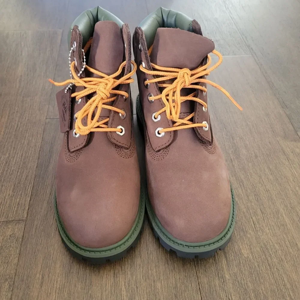 Timberland Premium Nubuck 6-Inch Waterproof Boots New Boys aize 2